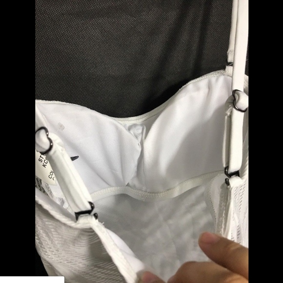 NEW Kenneth Cole New York Deco The Distance One-Piece Swimsuit [SZ Small‎ ] - Picture 8 of 8